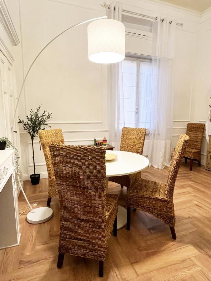 Happy Family Cairoli Apartment Genoa